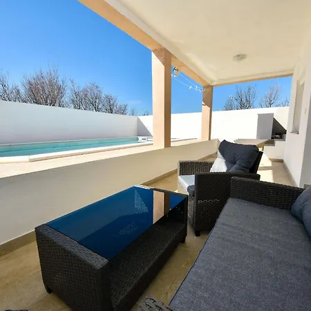 Σπίτι διακοπών 4all By Interhome Maslenica