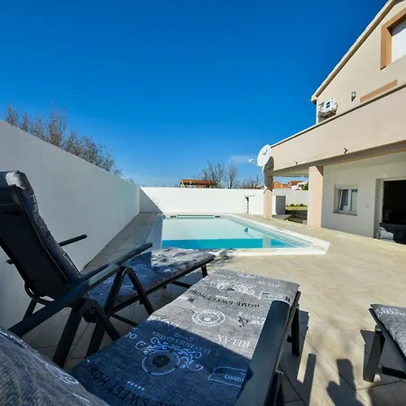 Holiday home 4all By Interhome *